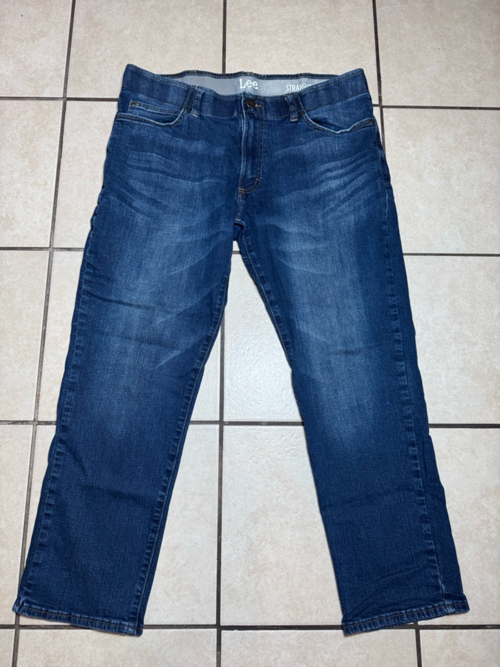 Lee Men's Straight Fit Jeans in Dark Blue Wash
